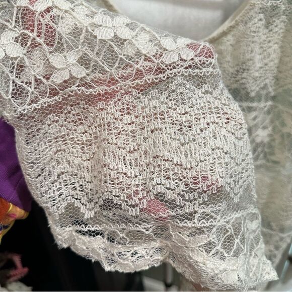 Torrid White Lace Top Size 1XL - Picture 6 of 8